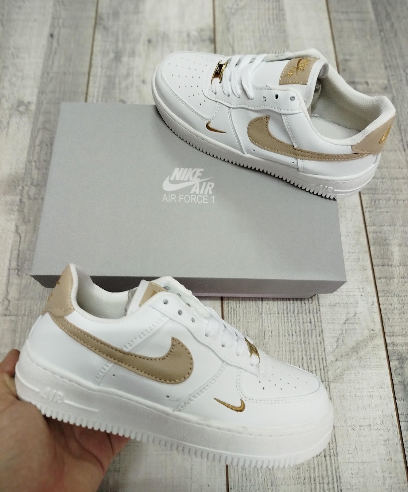 Nike Air Force 1