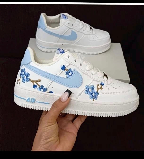 Nike Air Force 1